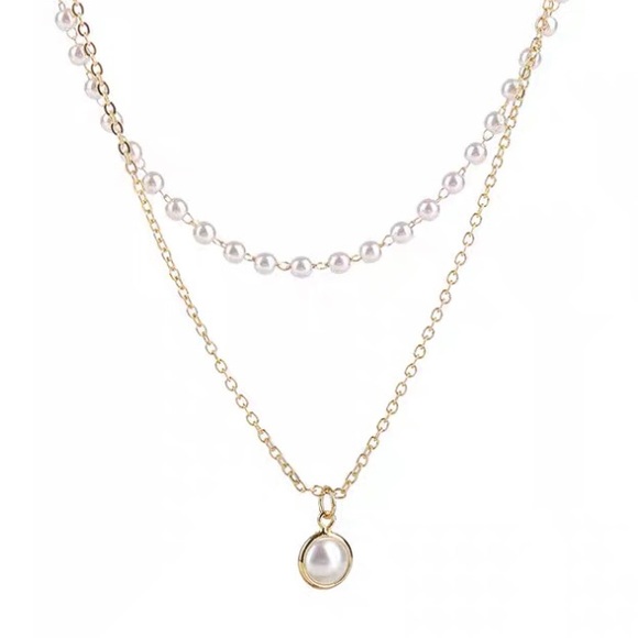 ❣️$25/3❣️ Faux Pearls Double Chain Pendant Necklace - Picture 3 of 9